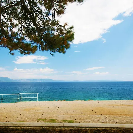 Сasa de vacaciones Mediterranea, An Idyllic New With A Mediterranean Touch Vinež