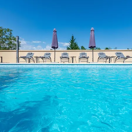 Mediterranea, An Idyllic New With A Mediterranean Touch Дом отдыха