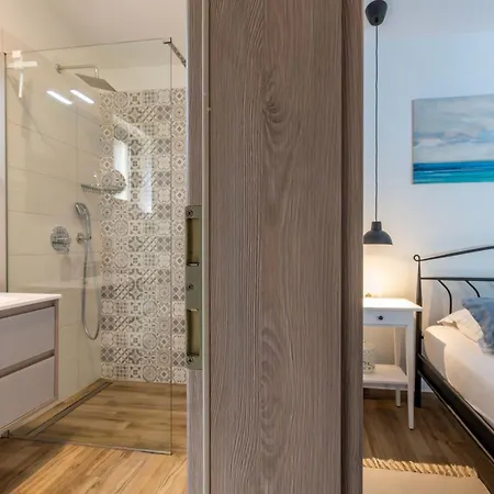 Дом отдыха Mediterranea, An Idyllic New With A Mediterranean Touch
